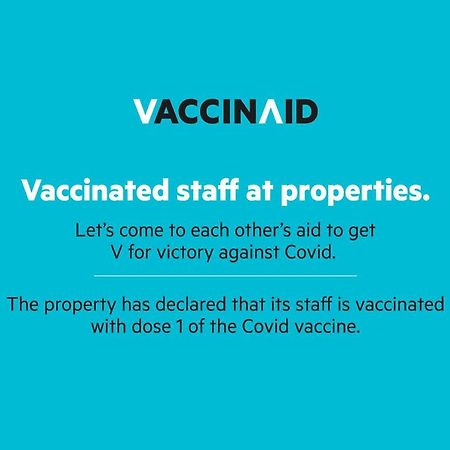 Hotel Vaccinated Staff- Oyo Townhouse 105 Khar West Station Bombay Exterior foto